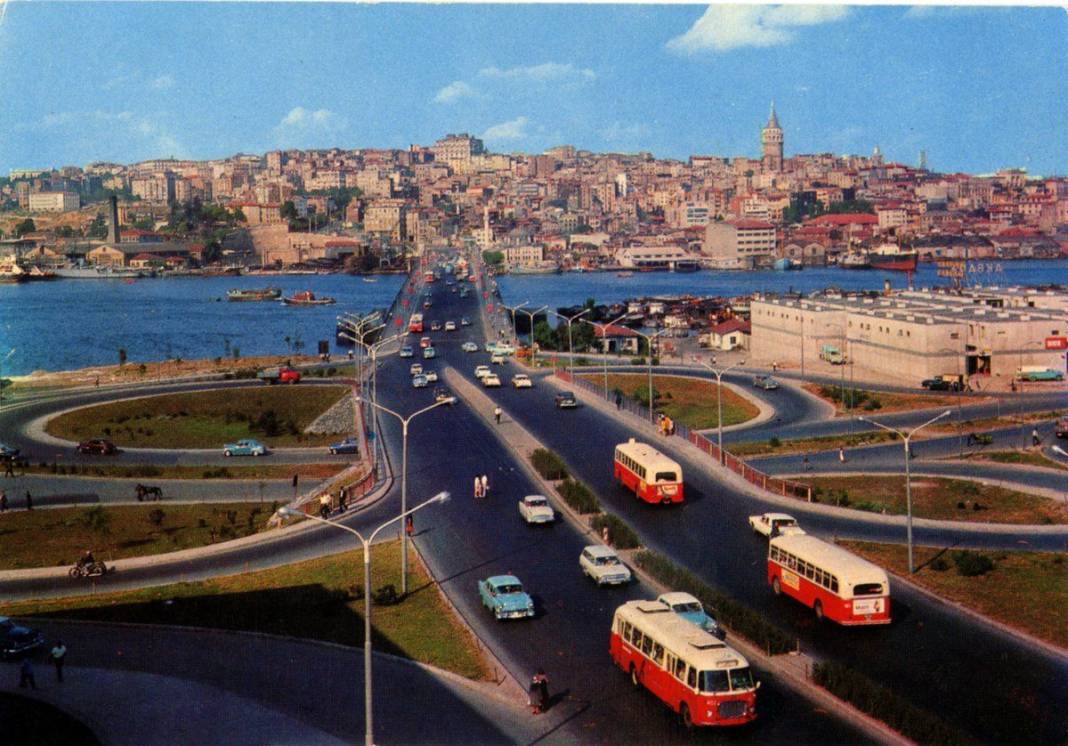 Tamamen tahtadan yapılan İstanbul’daki köprünün hikayesini biliyor musunuz? 26